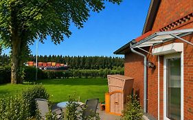 Ruhige Ferienwohnung direkt am Nord-Ostsee-Kanal